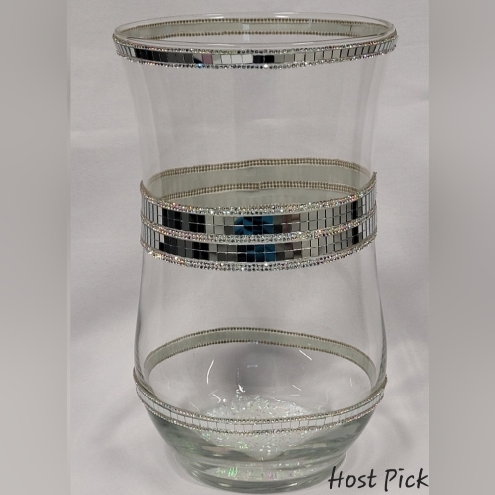 Tall Urn Vase *** HOST PICK ***